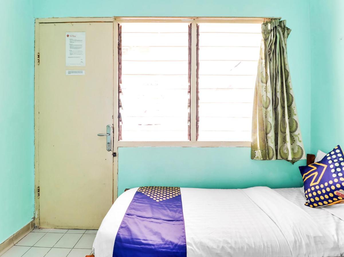 Spot On 90003 Villa Tawang Cianjur Kültér fotó
