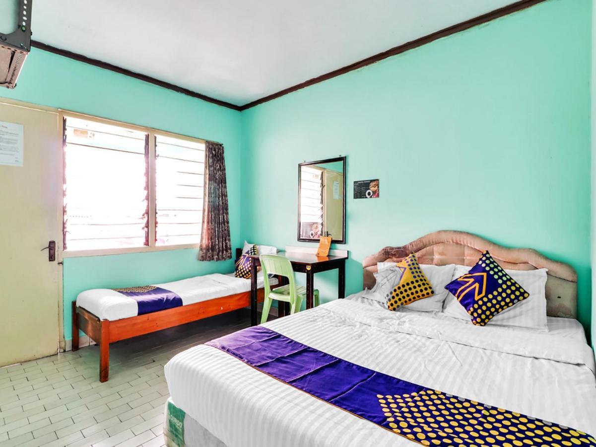 Spot On 90003 Villa Tawang Cianjur Kültér fotó