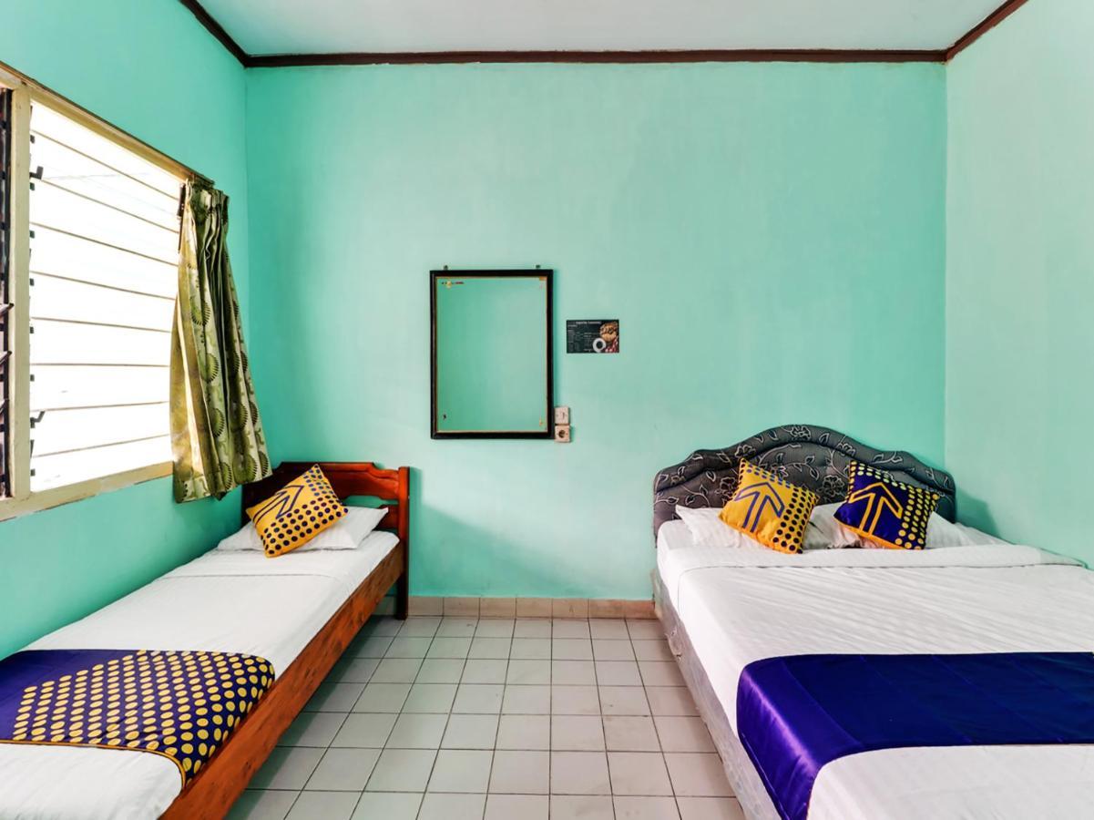 Spot On 90003 Villa Tawang Cianjur Kültér fotó